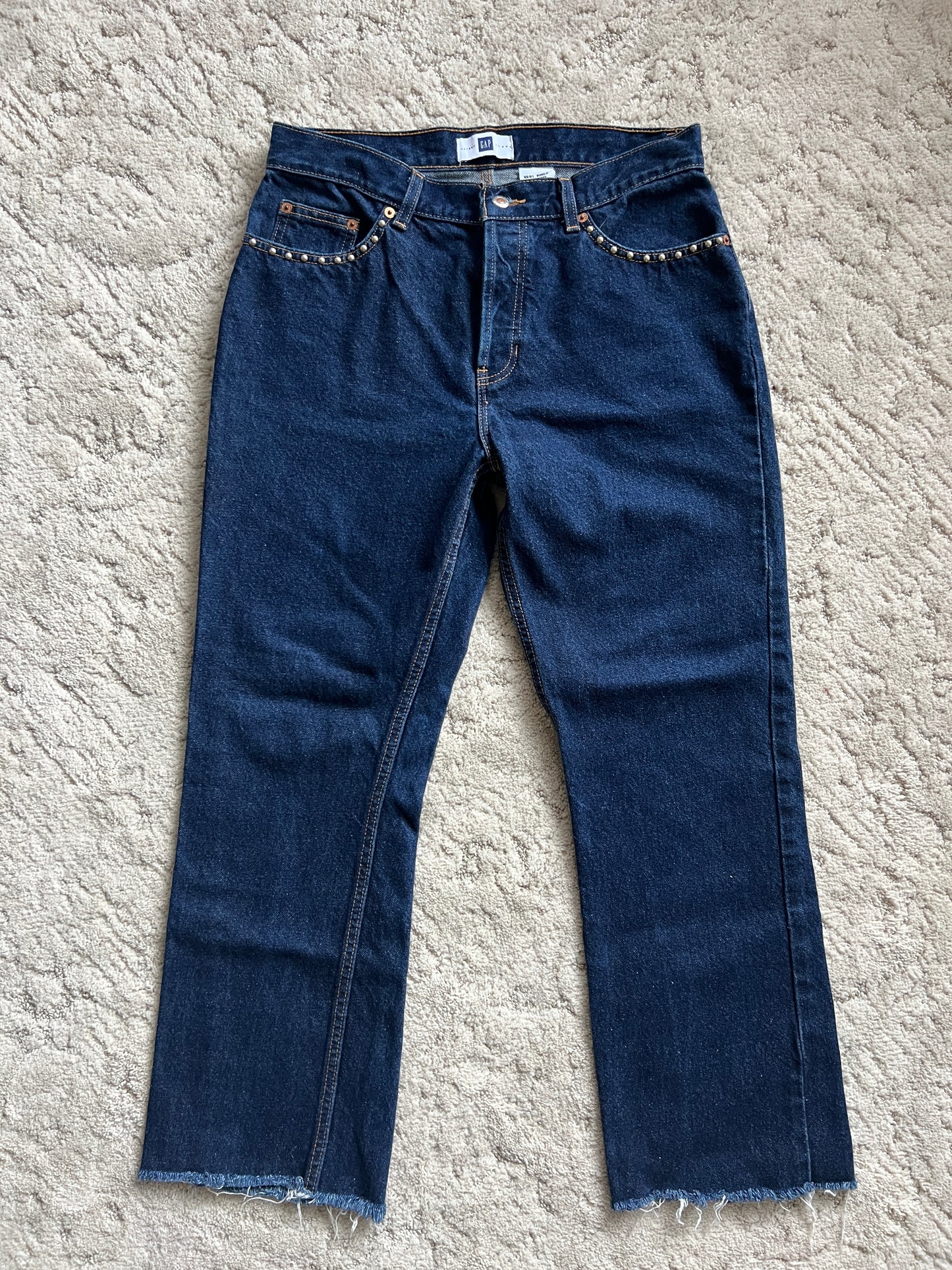 Waist:36 Inseam:28 Hip:40 Rise:10.5