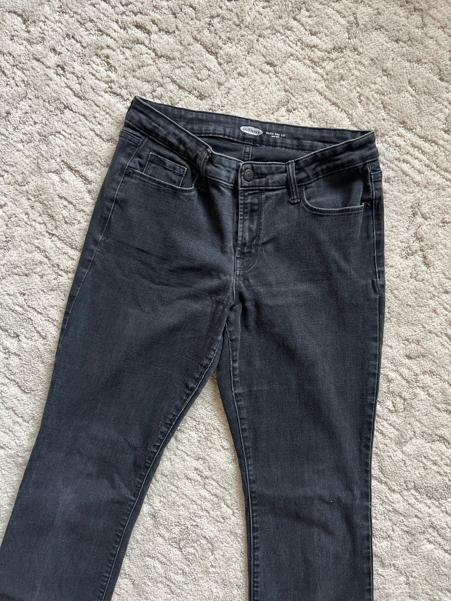 Waist:31 Inseam:30 Hip:35 Rise:9