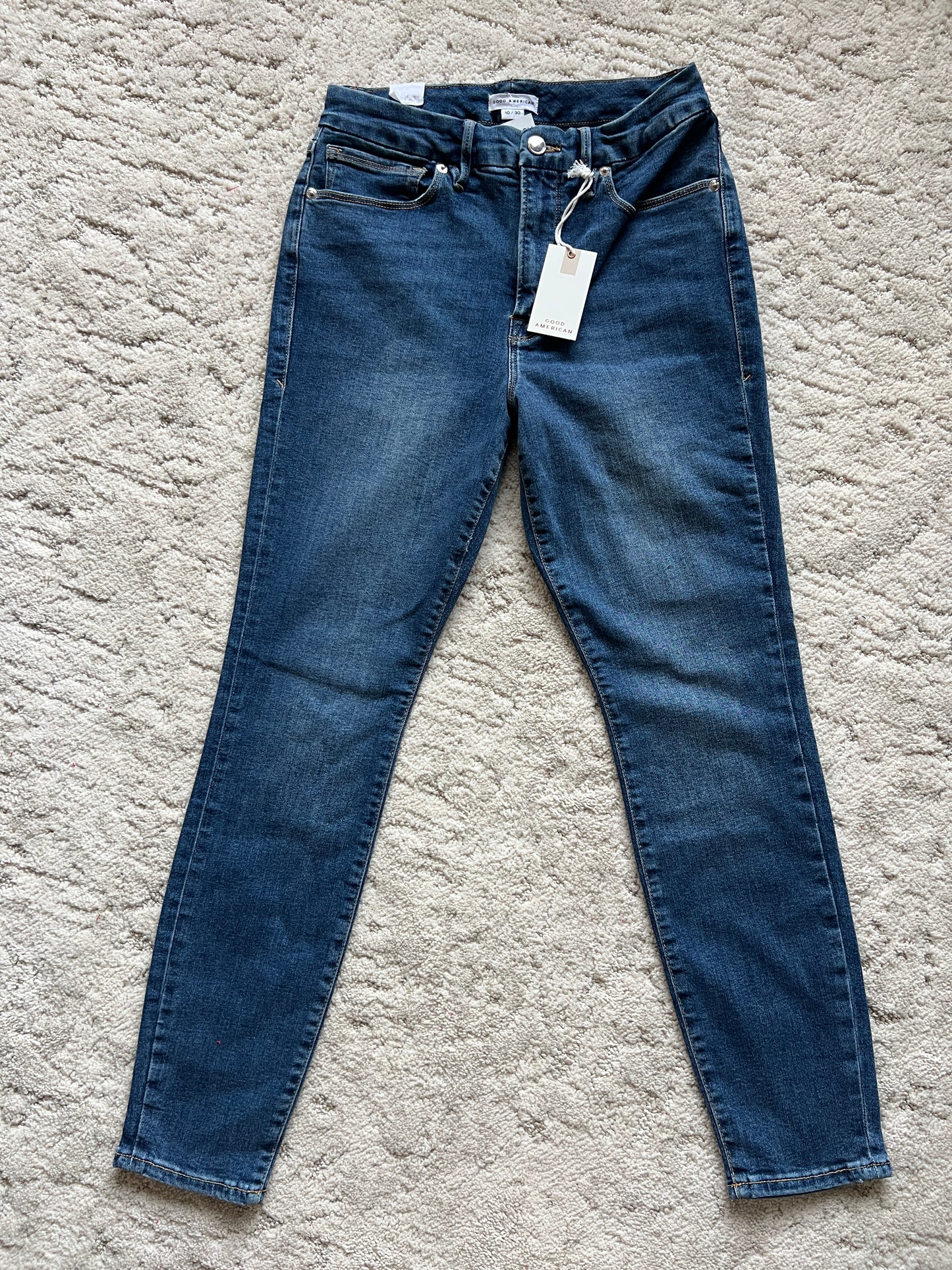 Waist:28 Inseam:26.5 Hip:33 Rise:10.5