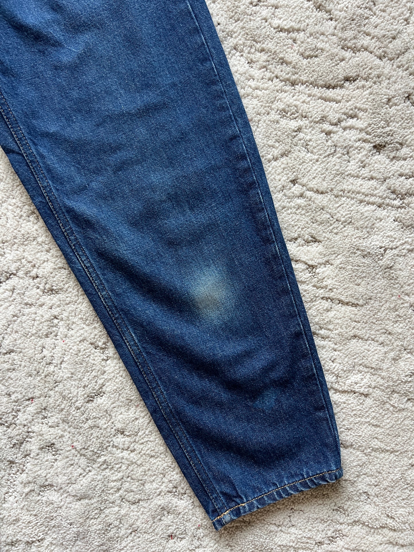 Waist:29 Inseam:26 Hip:37 Rise:11