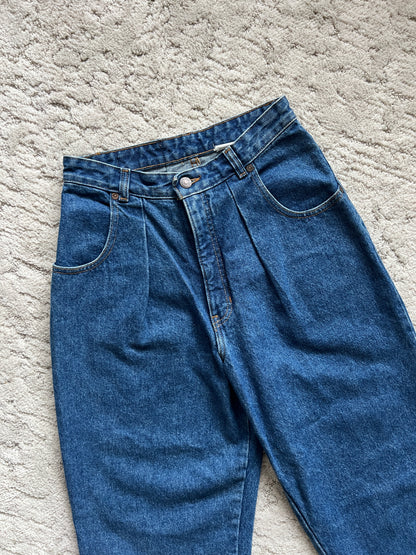 Waist:27 Inseam:30 Hip:40 Rise:12