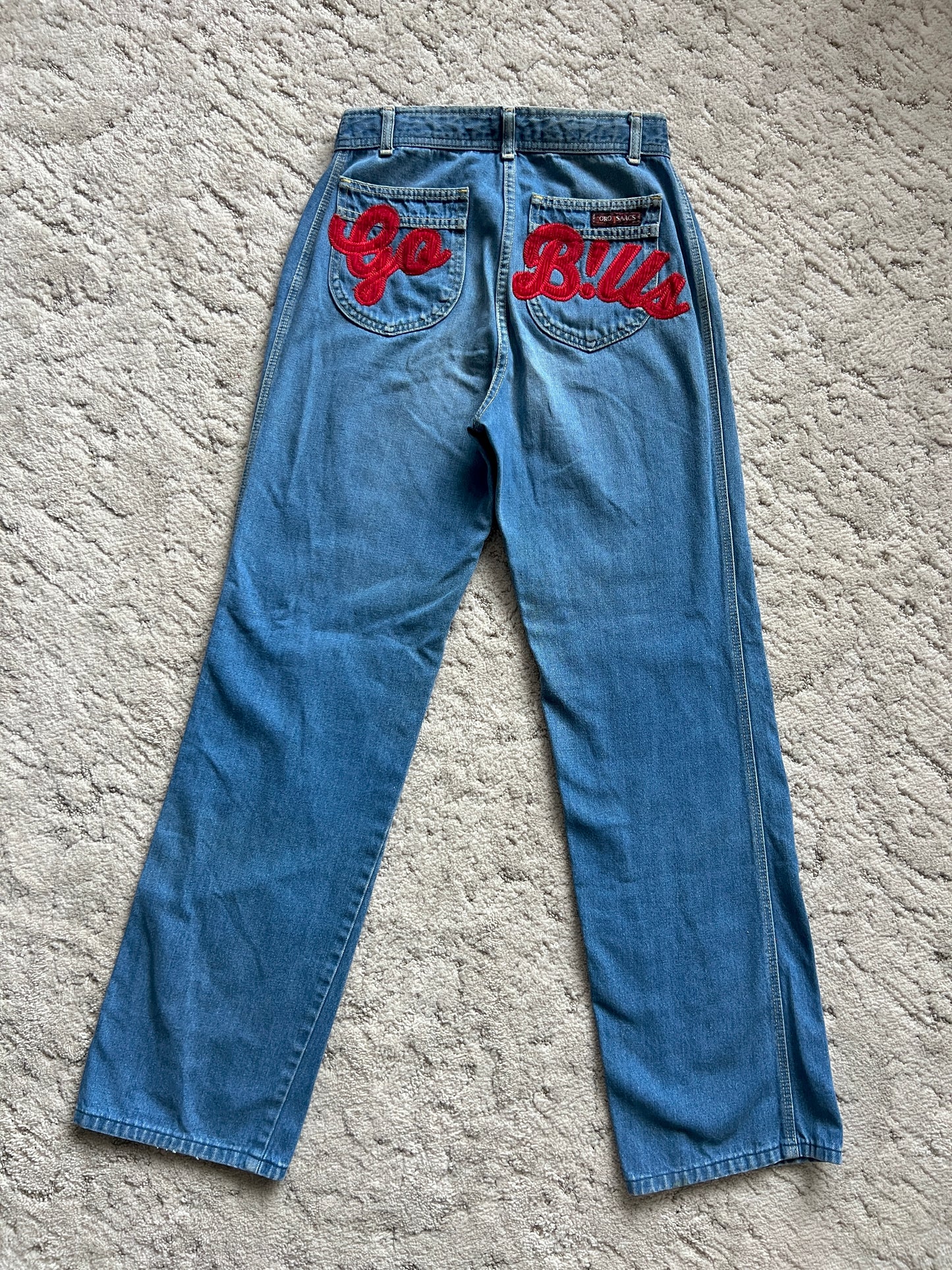 Waist:27 Inseam:30.5 Hip:36 Rise:11