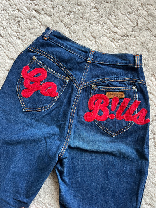 Waist:26 Inseam:31.5 Hip:37 Rise:11