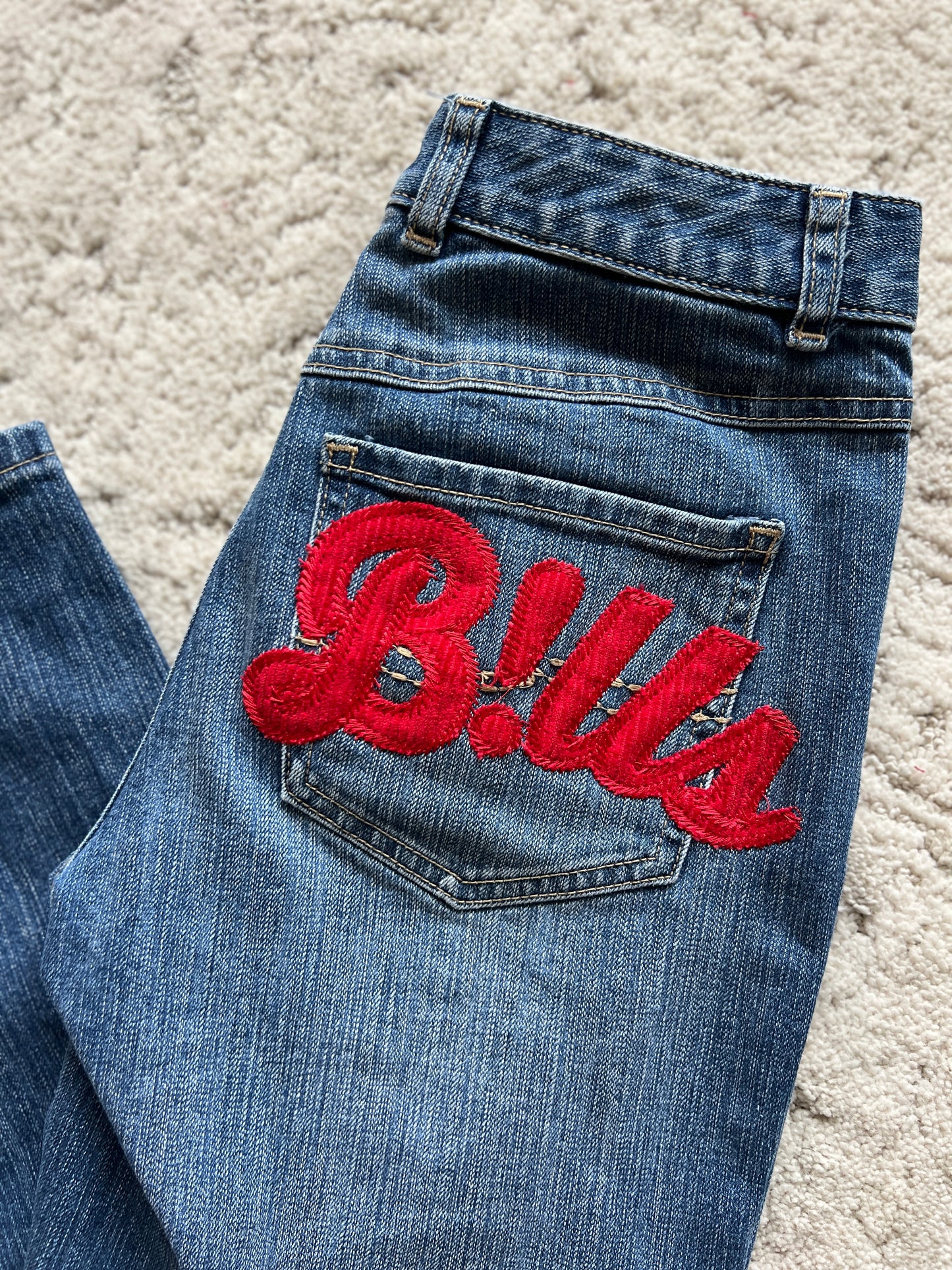 Waist:28 Inseam:27 Hip:34 Rise:9