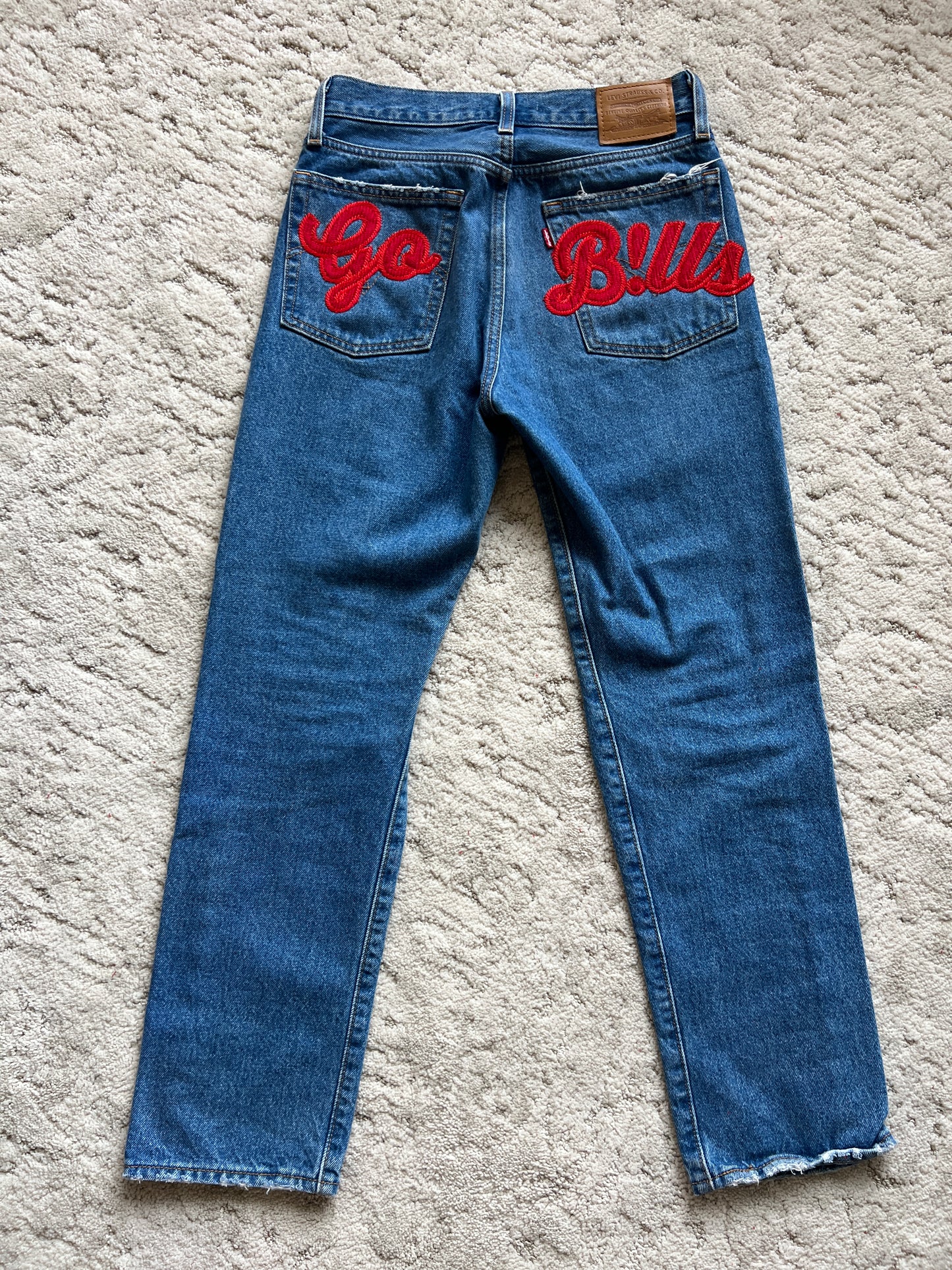 Waist:28.5 Inseam:27 Hip:35 Rise:10.5