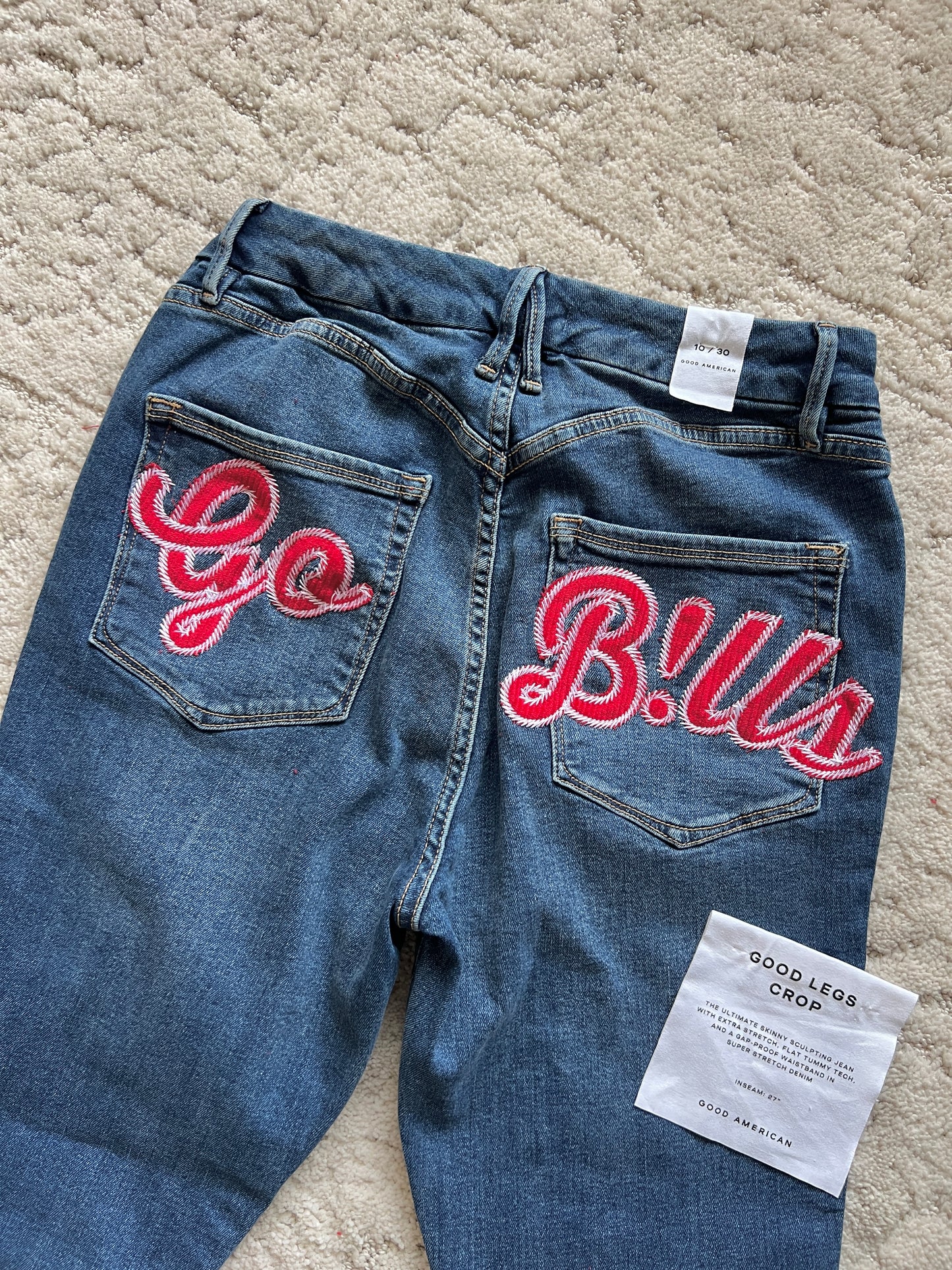 Waist:28 Inseam:26.5 Hip:33 Rise:10.5