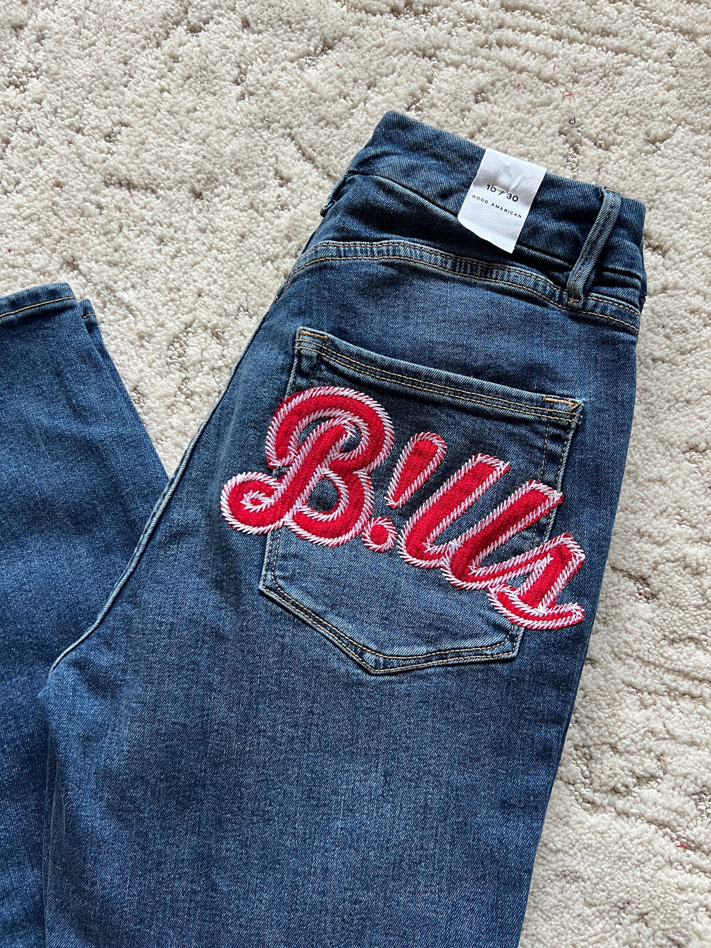 Waist:28 Inseam:26.5 Hip:33 Rise:10.5